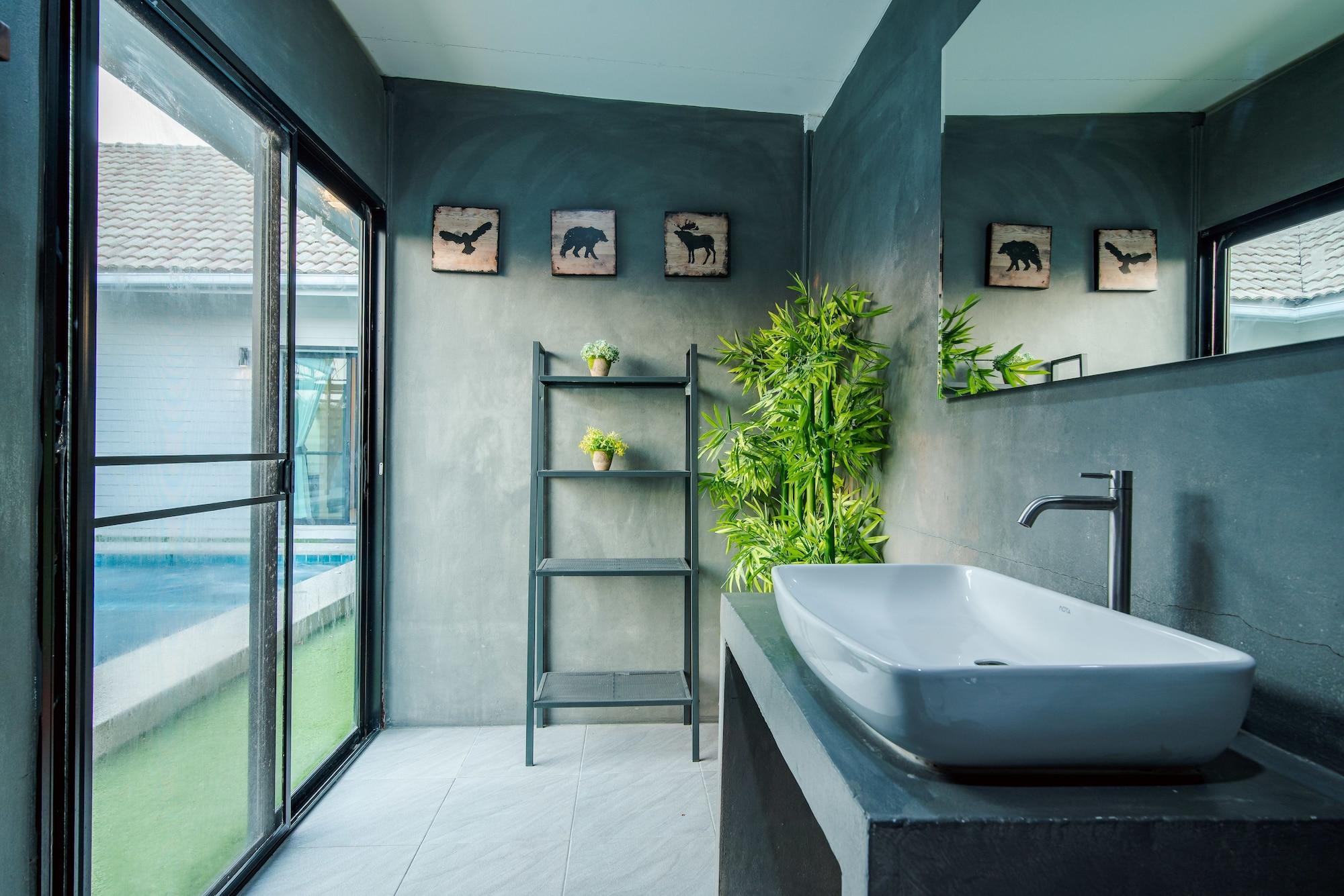Villaer Sierra Pool 102 *